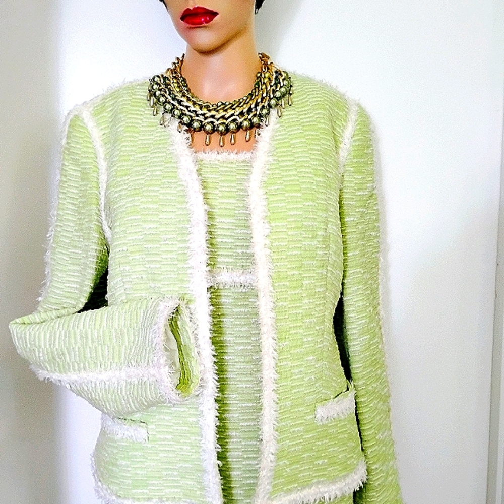 SOLD! ESCADA 8- 12 TWEED BOUCLE GREEN WHITE EYELASH WOOL COTTON SKIRT DRESS SUIT - Picture 2 of 11
